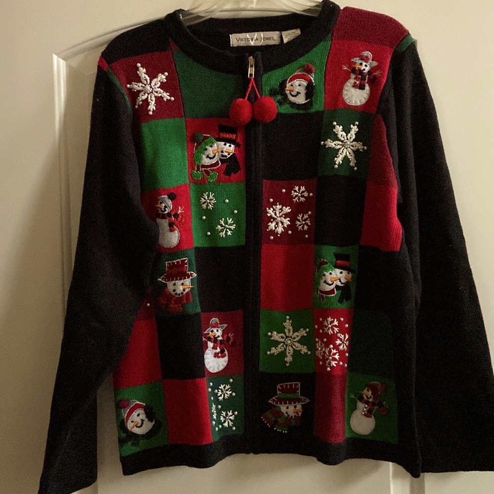 Beautiful ugly Christmas cardigan sweater in size M